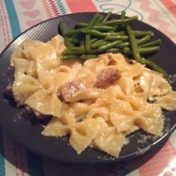 Fettuccini Alfredo With Sausage