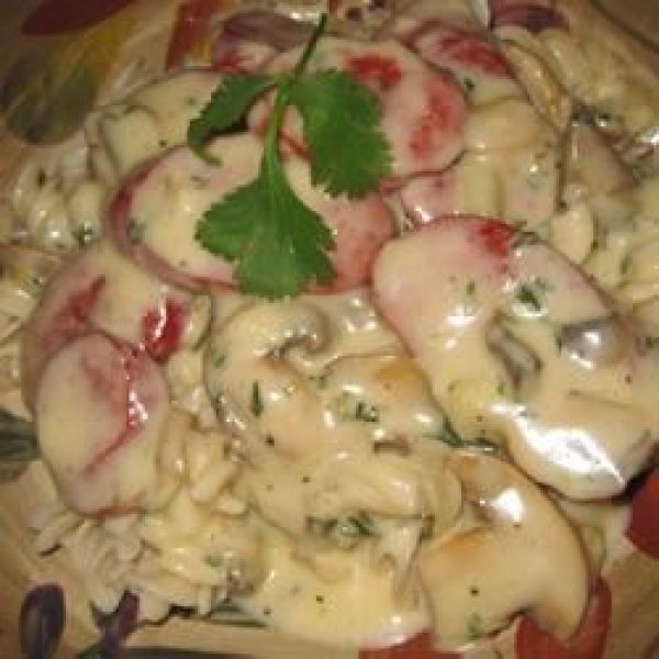 Fettuccini Alfredo With Sausage