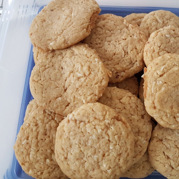 Chewy Maple Cookies