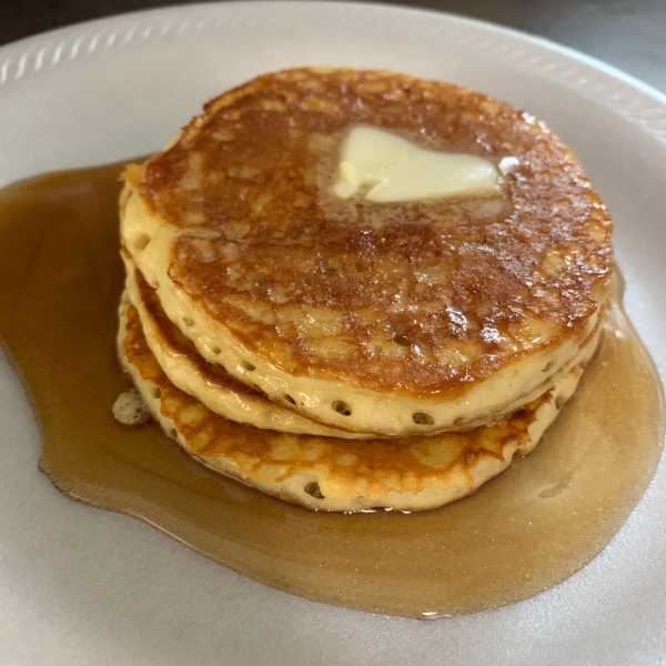 Truck-Stop Buttermilk Pancakes