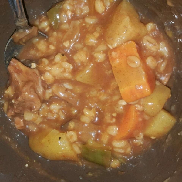 Kelly's Slow Cooker Beef, Mushroom, and Barley Soup