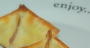 Creamy Cheese Wontons