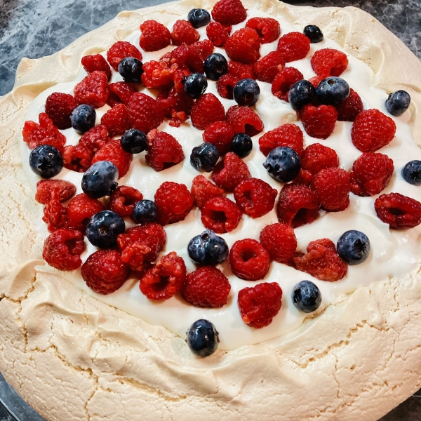Easy Pavlova