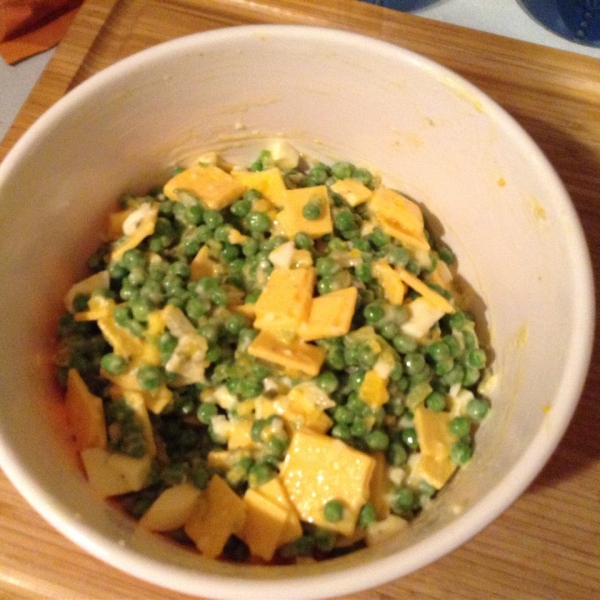 Old Fashioned Pea Salad