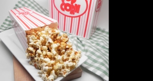 Cheesy Chili Popcorn