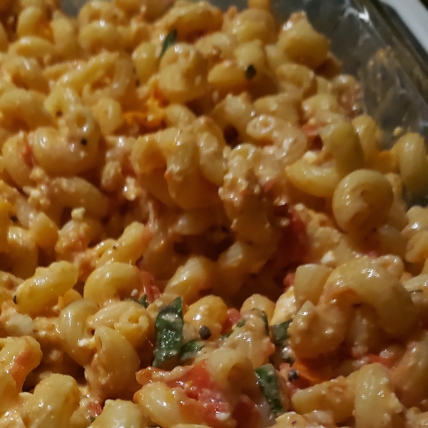 Easy Feta Tomato Pasta