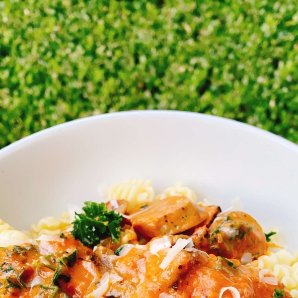 Creamy Kale and Chicken Sausage Pasta