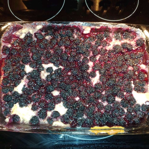 Emily's Blackberry Cobbler