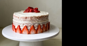 Strawberry Cake with Jell-O®