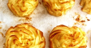 Delicious Duchess Potatoes
