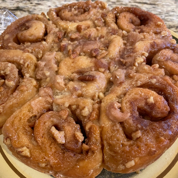 Salted Caramel Pecan Sticky Buns