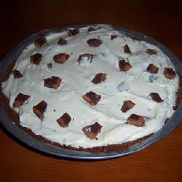 Peanut-Buttery Candy Pie