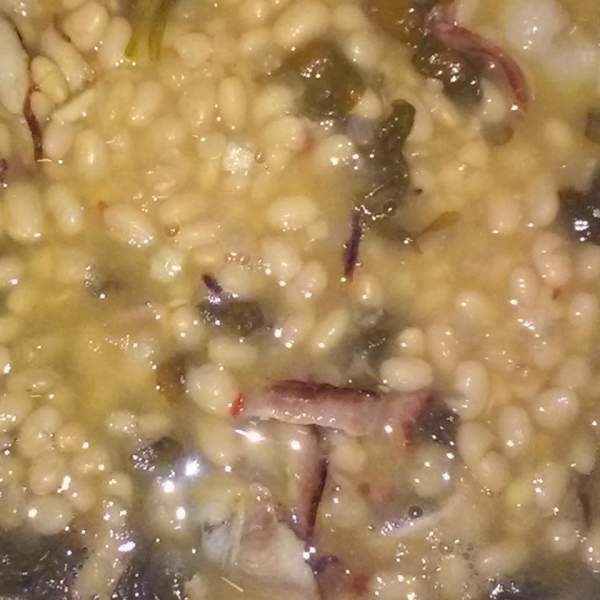 Navy Beans and Greens with Bacon and Garlic