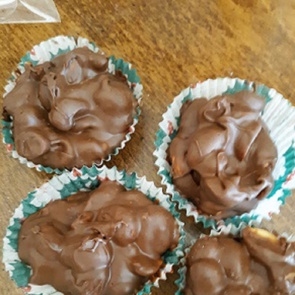 Peanut Clusters