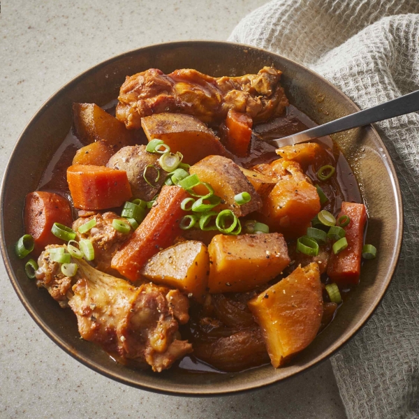 Korean Spicy Chicken and Potato (Tak Toritang)