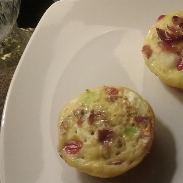 Tomatoes and Bacon Egg Muffins