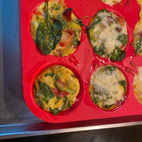Tomatoes and Bacon Egg Muffins