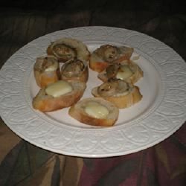 Bayou Crostini
