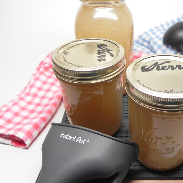 Instant Pot® Turkey Stock