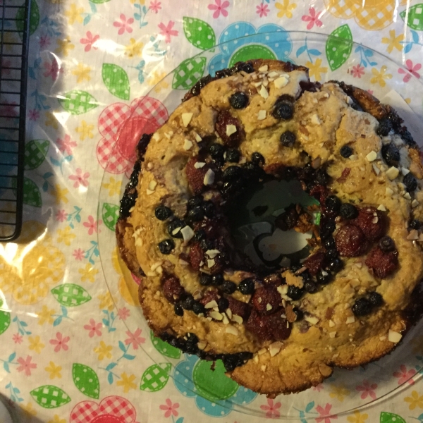 Delicious Strawberry Almond Coffee Cake - A Guilt Free Indulgence!