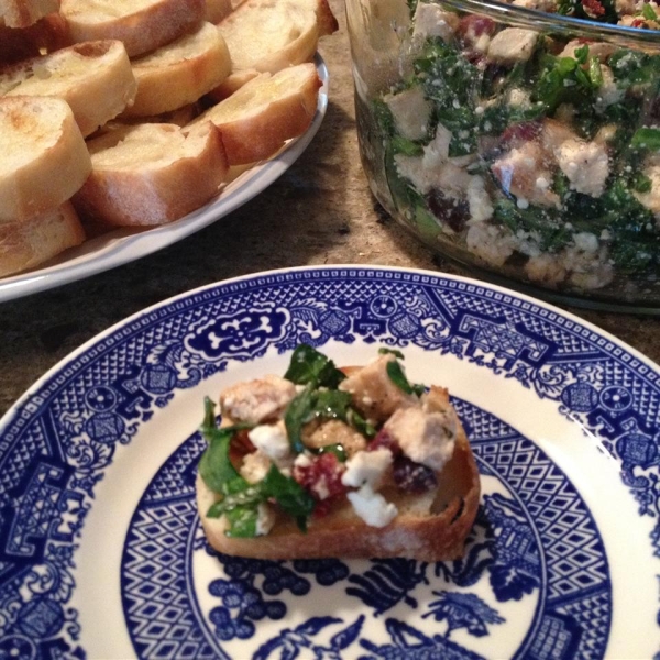 Chicken and Sun-Dried Tomato Bruschetta