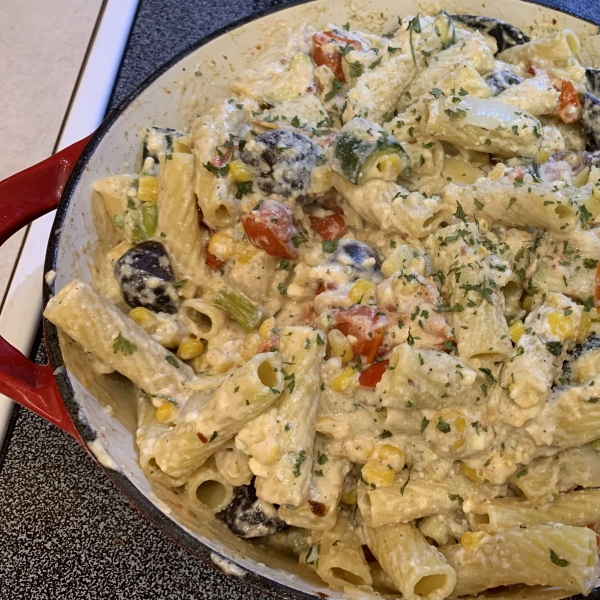 Baked Feta Pasta with Vegetables