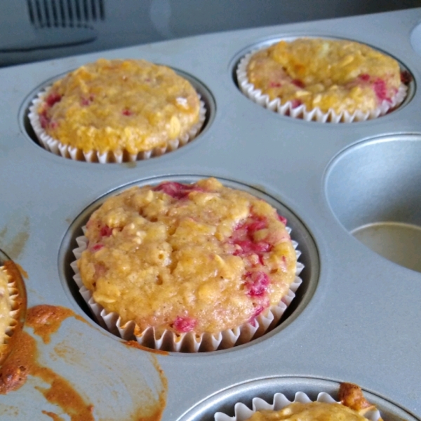 Strawberry Oat Muffins