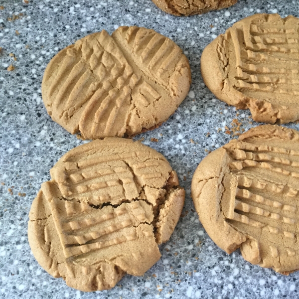 Super-Easy Peanut Butter Cookies