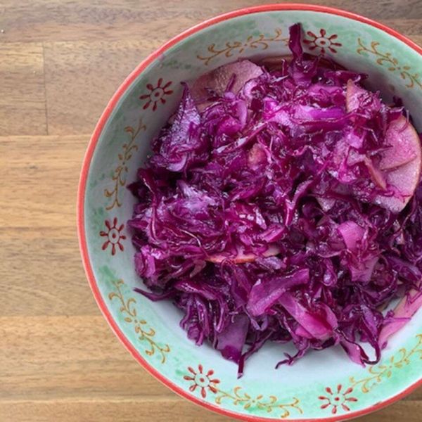 Red Cabbage Salad with Apples