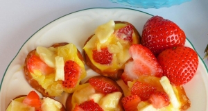 Strawberry Banana Pineapple Bites