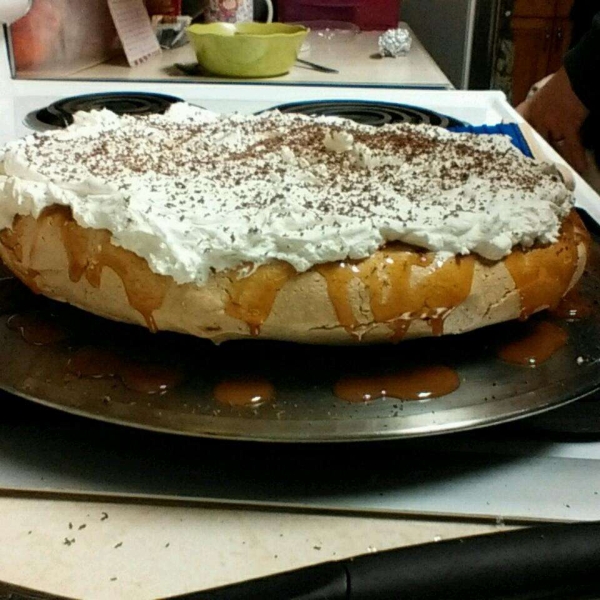 Banoffee Pavlova