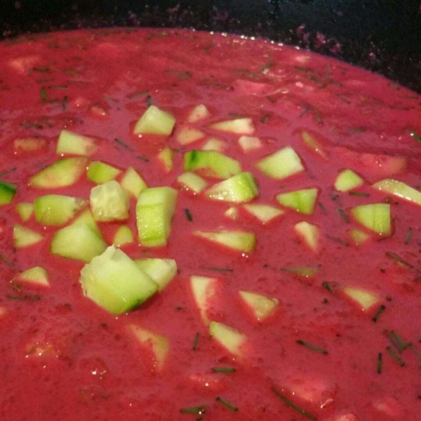Lithuanian Šaltibarščiai (Cold Beet Soup)