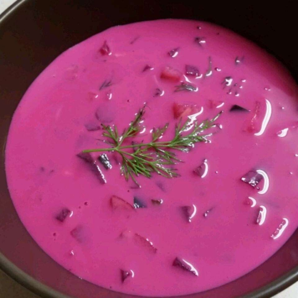 Lithuanian Šaltibarščiai (Cold Beet Soup)