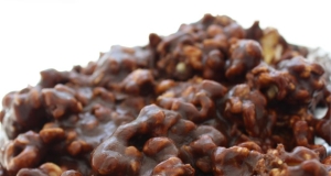 Chocolaty Caramel-Nut Popcorn