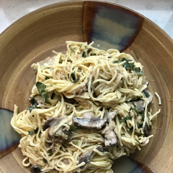 Creamy Lemon-Mushroom Pasta