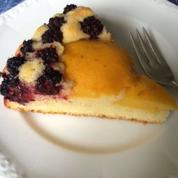 Fresh Nectarine Cake with Blackberries
