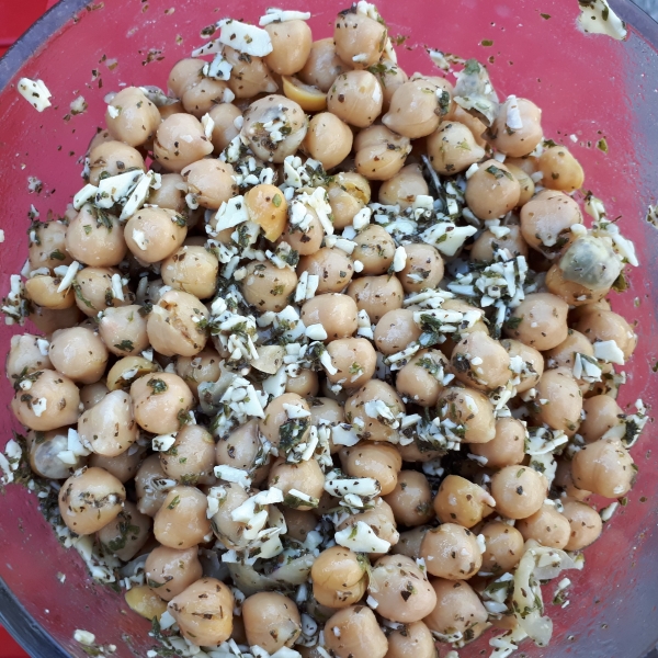 Herbed Chickpea Salad