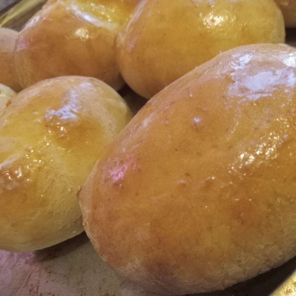 Classic Dinner Rolls