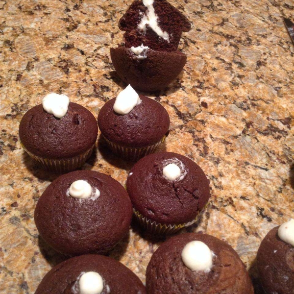 Cream Filled Chocolate Cupcakes