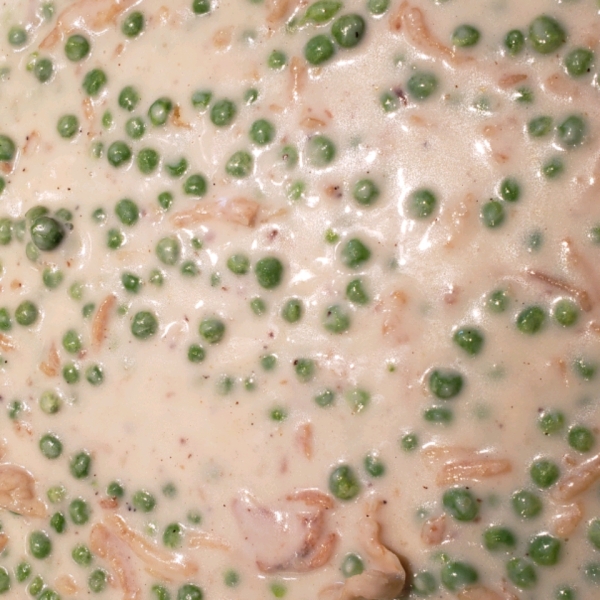 Creamed Peas and Onions