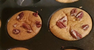 Keto Mini Pumpkin-Pecan Cheesecakes