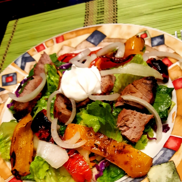 Grilled Fajita Steak Salad With Pickled Pink Onions