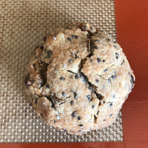 Paleo Almond Date Cookies