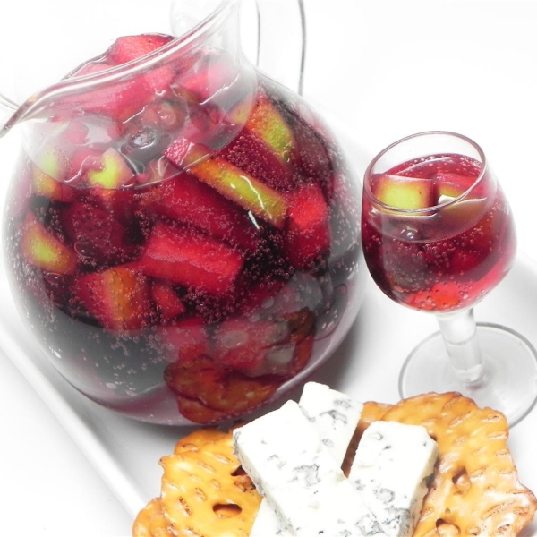 Easy Berry Sangria