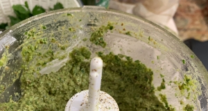 Pecan Parsley Pepper Pesto