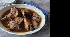 Slow Cooker Potluck Spareribs