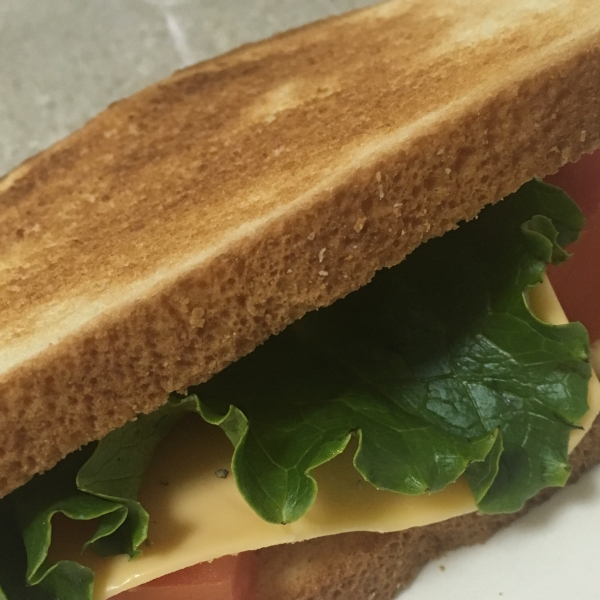 Kansas Tomato Sandwich