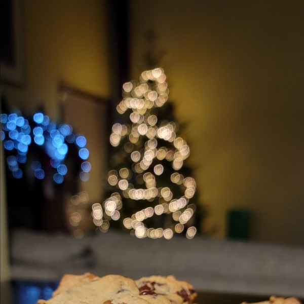 Ghirardelli Classic Chocolate Chip Cookies