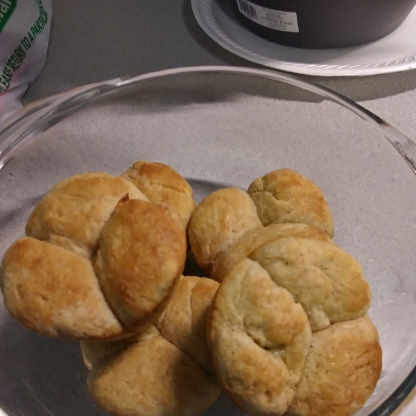 Hearty Wheat Yeast Rolls