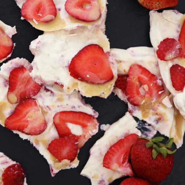 PB&J Frozen Greek Yogurt Bark